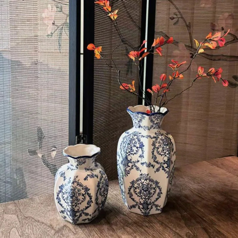 1PCS Hand-Painted Blue and White Porcelain Vase Elegant Home Decor for Living Room Entryway Desktop Flower Arrangement Display