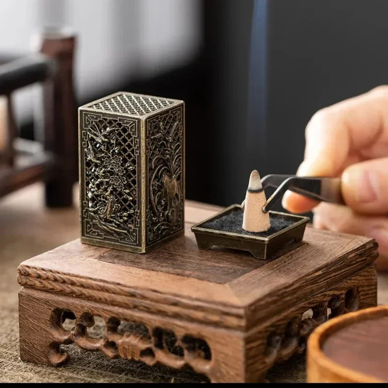 Square Vertical Incense Burner Small Xiangyun Alloy Incense Holder Indoor Aromatherapy Home Ornament Chinese Plum Inense Burners